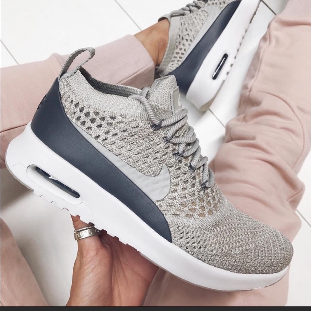 NIKE Air Max Thea Ultra Flyknit Sneaker